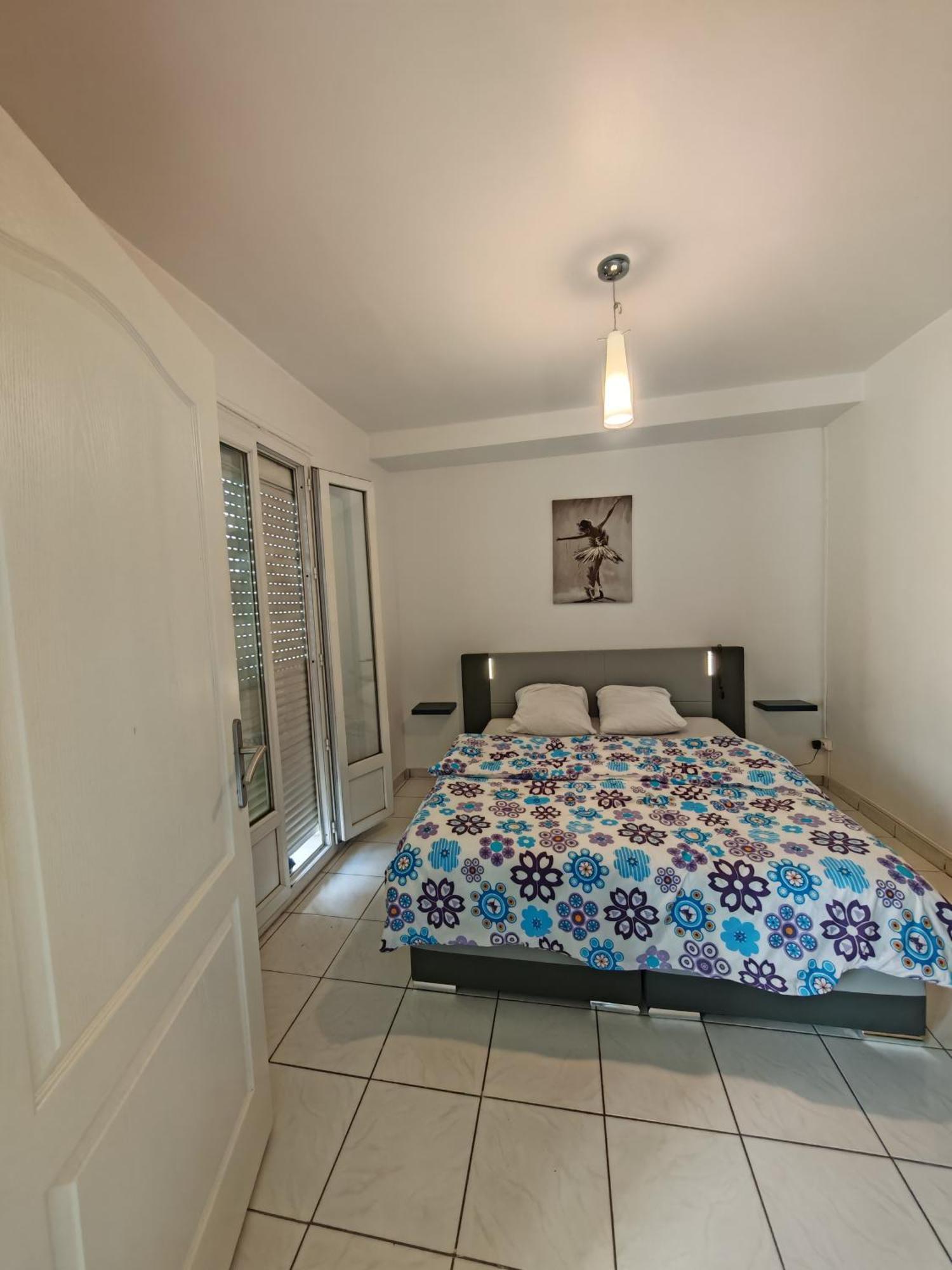 F1 200 Metre De La Gare Apartment Perpignan Luaran gambar
