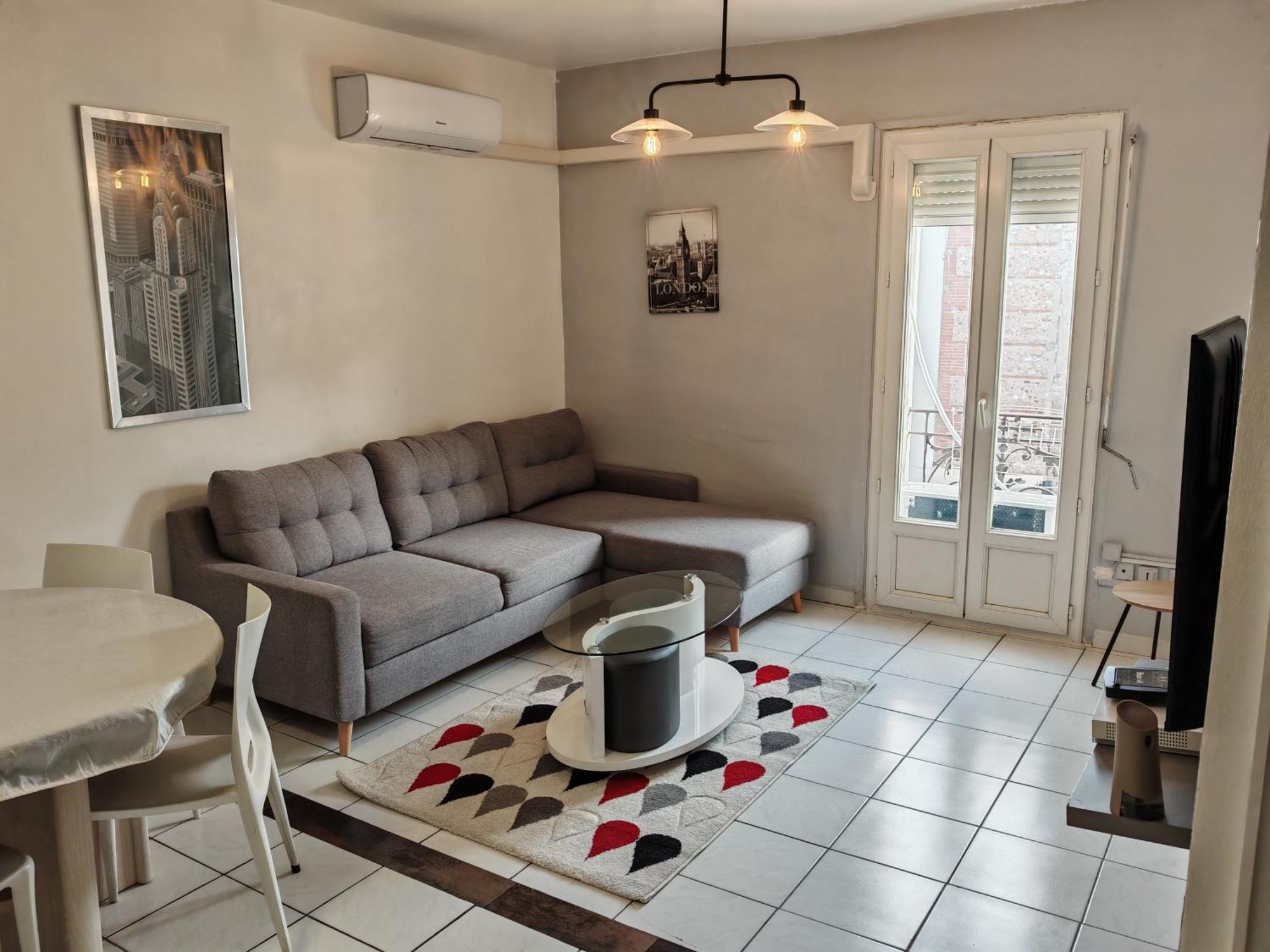 F1 200 Metre De La Gare Apartment Perpignan Luaran gambar