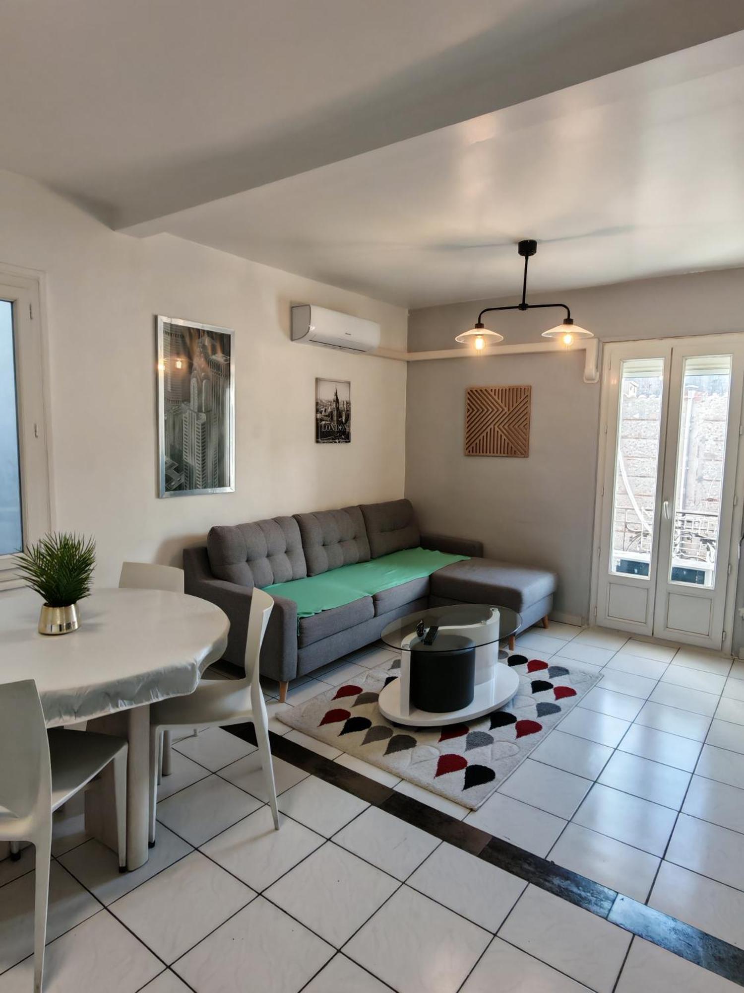 F1 200 Metre De La Gare Apartment Perpignan Luaran gambar